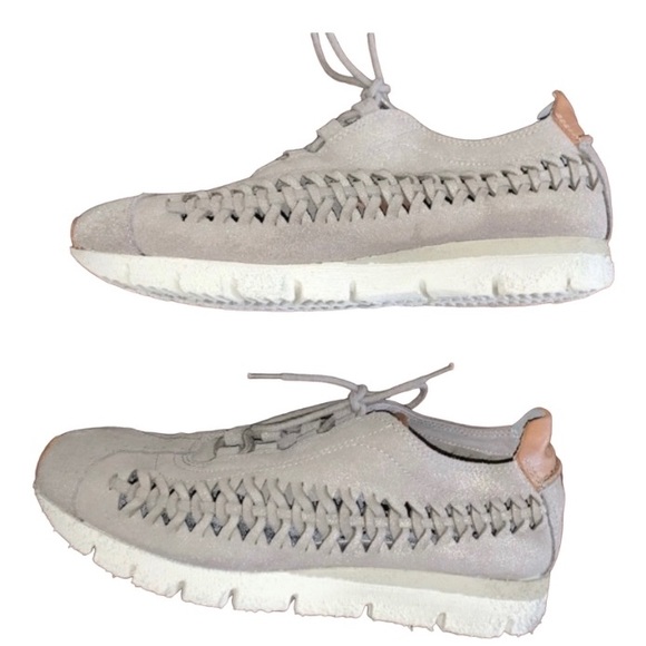 OTBT brand leather braid tennis shoes sneakers women’s size 7.5 - Picture 2 of 11
